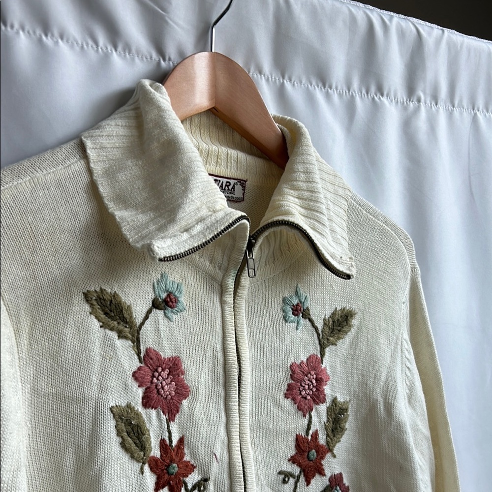 Tiara International Cream Knit Sweater